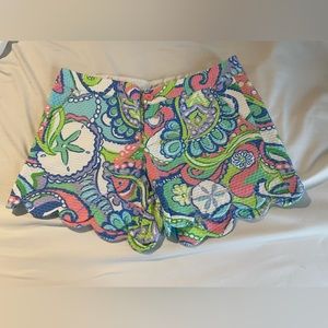 Lilly Pulitzer buttercup shorts preowned size 2